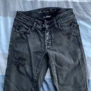 Brand new without tags American Eagle jeggins. Skinny fit. Size 00